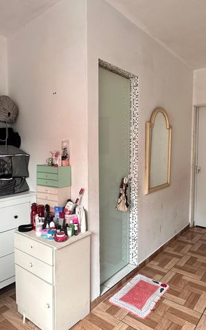 Casa à venda com 53m², 3 quartos e 1 vaga