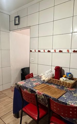 Casa à venda com 53m², 3 quartos e 1 vaga