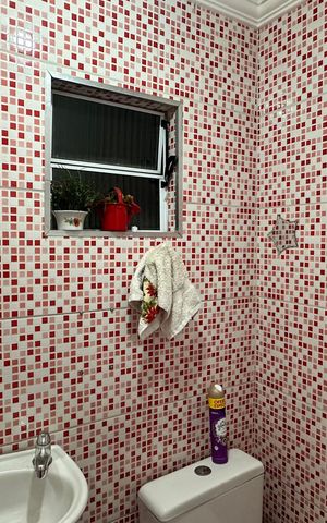 Casa à venda com 53m², 3 quartos e 1 vaga