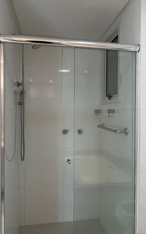 Apartamento para alugar com 134m², 4 quartos e 1 vaga Apartamento para alugar com 134m², 4 quartos e 1 vagaBanheiro da Suíte