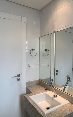 Apartamento para alugar com 134m², 4 quartos e 1 vaga Apartamento para alugar com 134m², 4 quartos e 1 vagaBanheiro Social