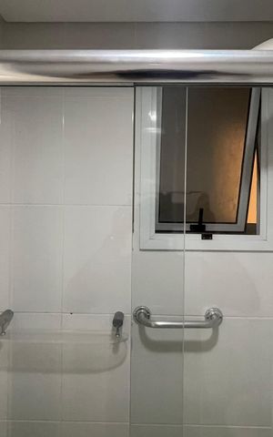 Apartamento para alugar com 134m², 4 quartos e 1 vaga Apartamento para alugar com 134m², 4 quartos e 1 vagaBanheiro de Serviço