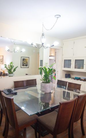 Apartamento à venda com 110m², 3 quartos e 1 vaga Apartamento à venda com 110m², 3 quartos e 1 vagaSala de Jantar