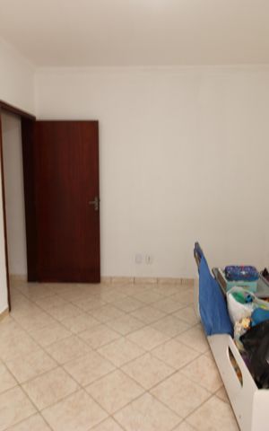 Casa para alugar com 130m², 2 quartos e 2 vagasQuarto 1