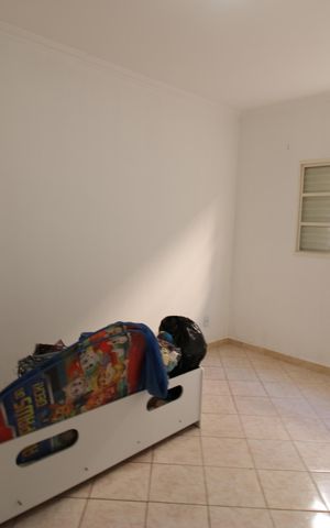 Casa para alugar com 130m², 2 quartos e 2 vagasQuarto 1