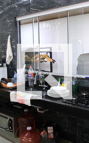 Casa para alugar com 150m², 3 quartos e 4 vagasCozinha