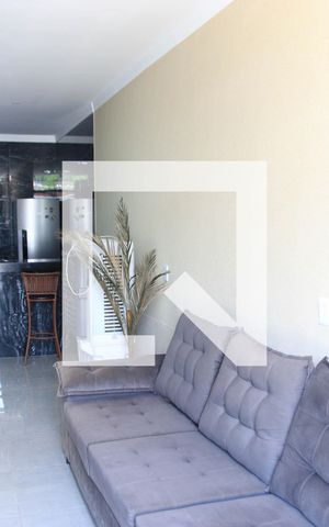 Casa para alugar com 90m², 3 quartos e 3 vagasSala