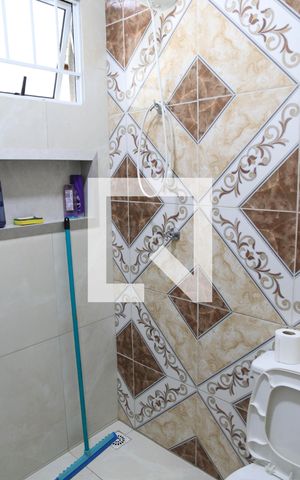 Casa para alugar com 90m², 3 quartos e 3 vagasBanheiro