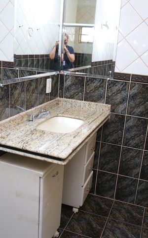 Casa à venda com 330m², 4 quartos e 3 vagasBanheiro 2