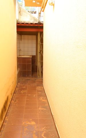 Casa à venda com 330m², 4 quartos e 3 vagasCorredor