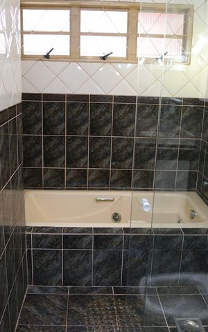 Casa à venda com 330m², 4 quartos e 3 vagasBanheiro 2