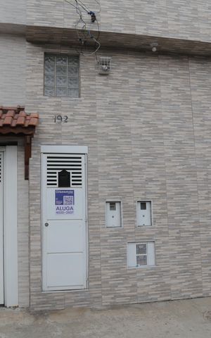 Casa para alugar com 100m², 3 quartos e sem vaga