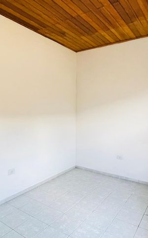 Casa para alugar com 125m², 2 quartos e 2 vagas Casa para alugar com 125m², 2 quartos e 2 vagasQuarto