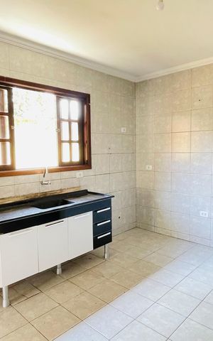 Casa para alugar com 125m², 2 quartos e 2 vagas Casa para alugar com 125m², 2 quartos e 2 vagasCozinha