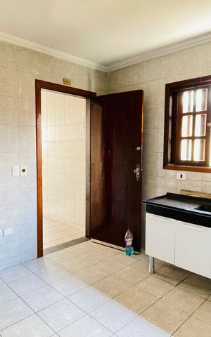 Casa para alugar com 125m², 2 quartos e 2 vagas Casa para alugar com 125m², 2 quartos e 2 vagasCozinha