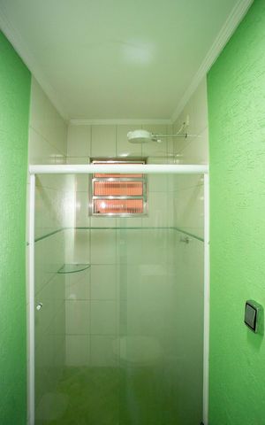 Casa à venda com 180m², 3 quartos e 3 vagasBanheiro Social