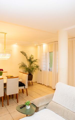 Casa à venda com 180m², 3 quartos e 3 vagasSala