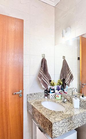 Casa de condomínio à venda com 118m², 2 quartos e 2 vagas Casa de condomínio à venda com 118m², 2 quartos e 2 vagasBanheiro da Suíte 2