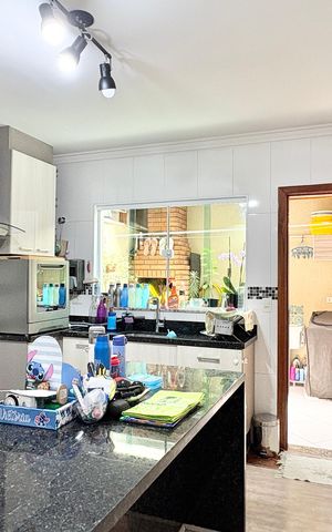 Casa de condomínio à venda com 118m², 2 quartos e 2 vagas Casa de condomínio à venda com 118m², 2 quartos e 2 vagasCozinha