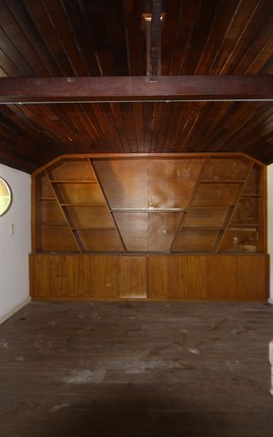 Casa para alugar com 450m², 4 quartos e 4 vagasSótão
