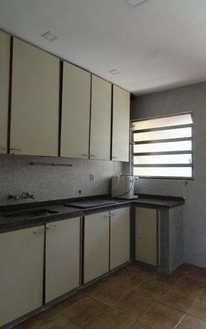 Casa para alugar com 450m², 4 quartos e 4 vagasCozinha