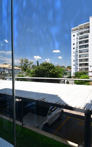 Apartamento para alugar com 101m², 2 quartos e 2 vagasVaranda da Sala - Vista