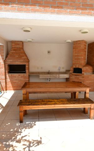 Apartamento para alugar com 101m², 2 quartos e 2 vagasÁrea comum - Churrasqueira
