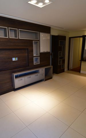 Apartamento para alugar com 101m², 2 quartos e 2 vagasSala