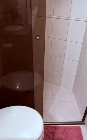 Apartamento à venda com 67m², 2 quartos e 1 vaga Apartamento à venda com 67m², 2 quartos e 1 vagaBanheiro social