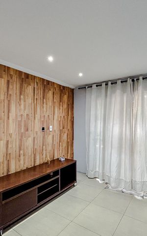 Casa para alugar com 200m², 3 quartos e 2 vagasSala