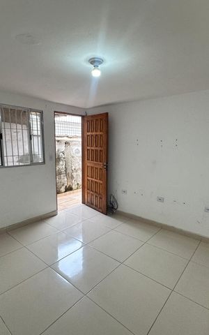Casa para alugar com 50m², 1 quarto e sem vaga Casa para alugar com 50m², 1 quarto e sem vagaSala