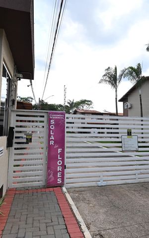 Casa de condomínio para alugar com 100m², 2 quartos e 2 vagas