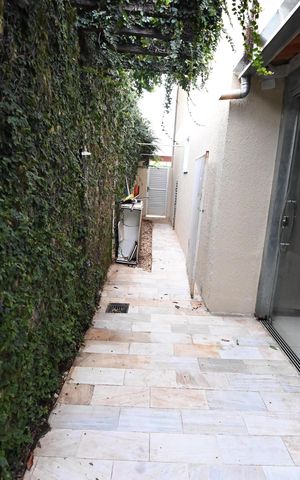 Casa de condomínio para alugar com 100m², 2 quartos e 2 vagas