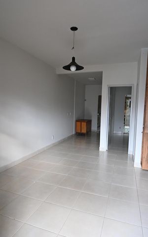 Casa de condomínio para alugar com 100m², 2 quartos e 2 vagas