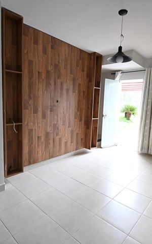 Casa de condomínio para alugar com 100m², 2 quartos e 2 vagas