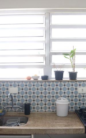 Apartamento à venda com 77m², 2 quartos e 1 vagaCozinha e Área de Serviço