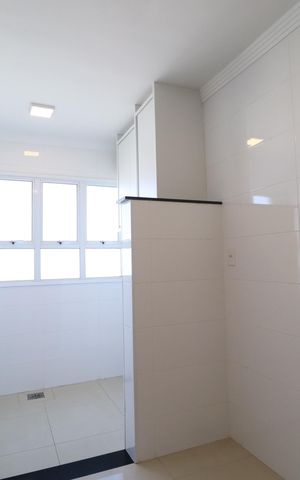 Apartamento para alugar com 73m², 2 quartos e 2 vagasCozinha