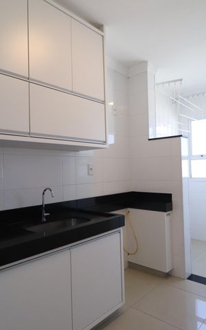 Apartamento para alugar com 73m², 2 quartos e 2 vagasCozinha