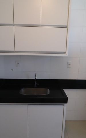 Apartamento para alugar com 73m², 2 quartos e 2 vagasCozinha