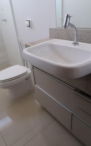 Apartamento para alugar com 73m², 2 quartos e 2 vagasBanheiro Social