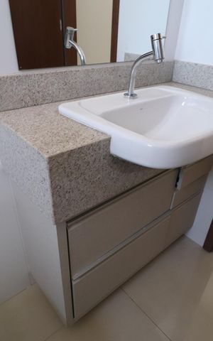 Apartamento para alugar com 73m², 2 quartos e 2 vagasBanheiro Social