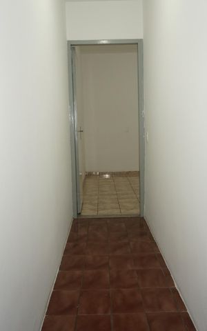 Casa para alugar com 68m², 2 quartos e sem vagaCorredor