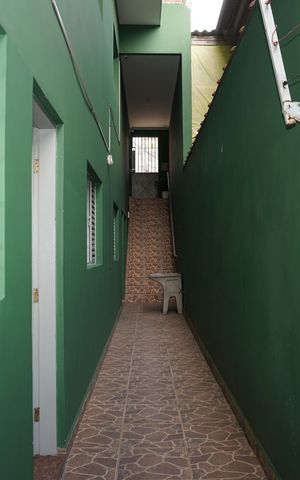 Casa para alugar com 68m², 2 quartos e sem vagaCorredor