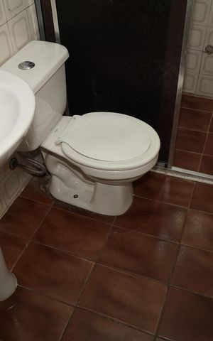 Casa para alugar com 68m², 2 quartos e sem vagaBanheiro