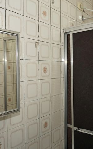 Casa para alugar com 68m², 2 quartos e sem vagaBanheiro
