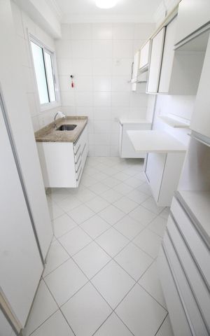 Apartamento para alugar com 78m², 2 quartos e 2 vagasCozinha