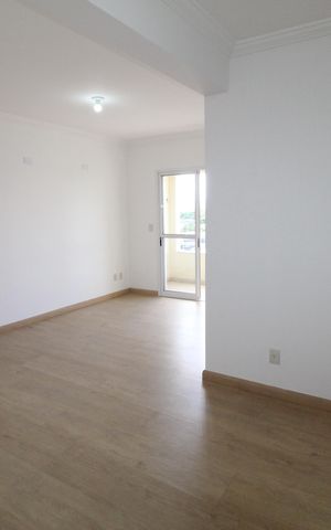 Apartamento para alugar com 78m², 2 quartos e 2 vagasSala