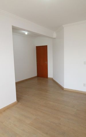 Apartamento para alugar com 78m², 2 quartos e 2 vagasSala
