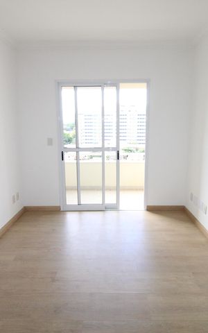 Apartamento para alugar com 78m², 2 quartos e 2 vagasSala