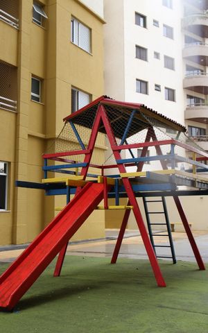 Apartamento para alugar com 78m², 2 quartos e 2 vagasÁrea comum - Playground